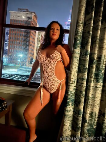 Naughty Noell / naughtyxnoelle nude photo #13