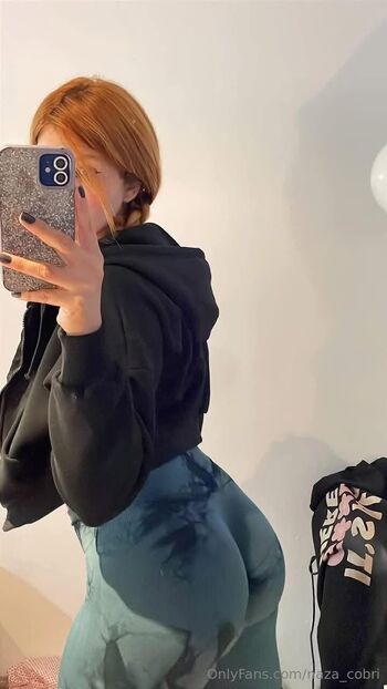 Bab / naza_cobri nude photo #3