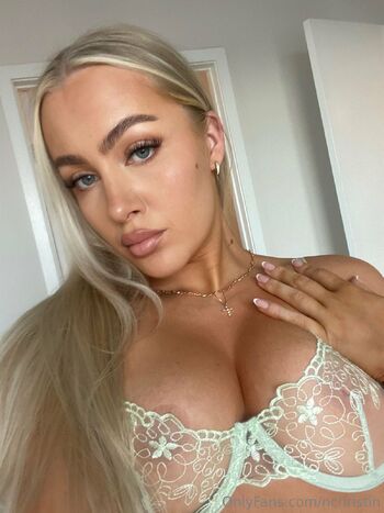Christi / nchristin nude photo #1