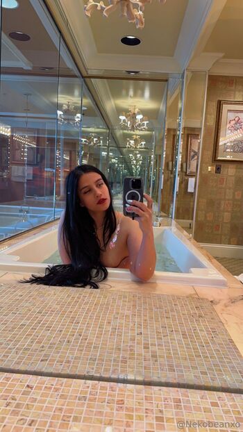 Neko Bean public page / nekobeanbb nude photo #2