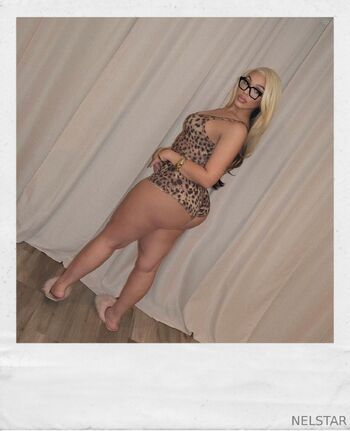 NE / neldolll nude photo #8