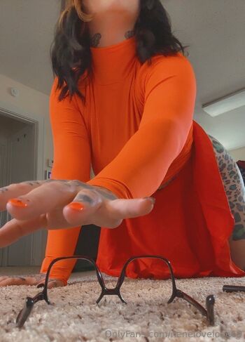 Nene Love / nenelovelove69 nude photo #24