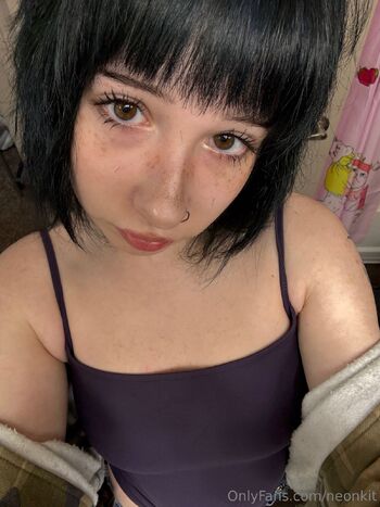 marc / neonkit nude photo #7