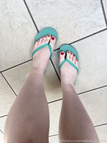 Kathlee / nerdleen-free nude photo #9