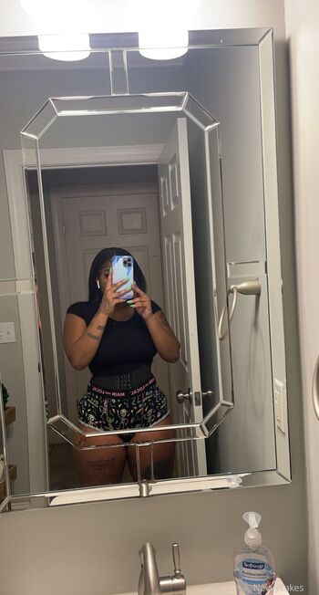 NEV-online ( quitting December unlock / nevvycakes nude photo #14