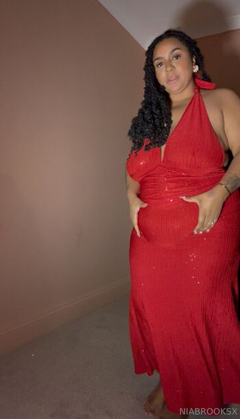 Nia Brook / niabrooksx nude photo #21