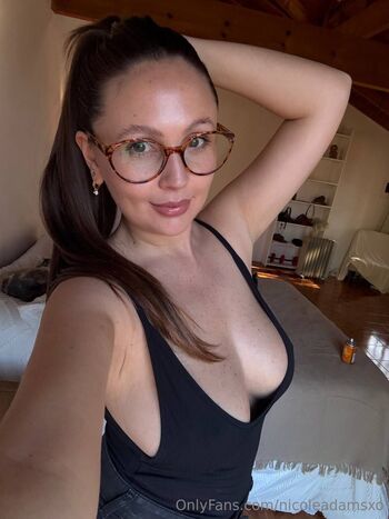 Nicole / nicoleadamsxo nude photo #6