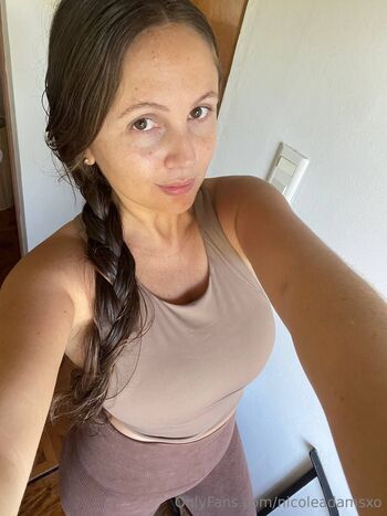 Nicole / nicoleadamsxo nude photo #31