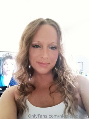Nicole Jade FRE / nicolejade_4u nude photo #11