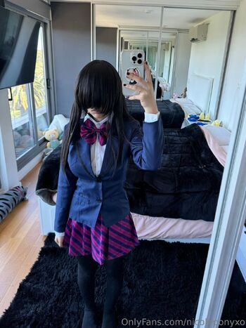 nicole 3 / nicoleponyxo nude photo #37