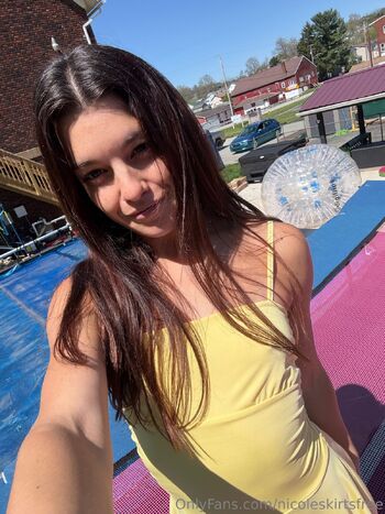 NicoleSkirts / nicoleskirtsfree nude photo #1