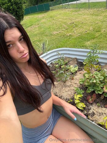 NicoleSkirts / nicoleskirtsfree nude photo #15