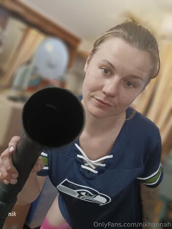 (Nik) Hannah Blayz / nikhannah nude photo #12