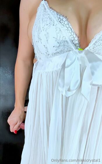 Nikki Crysta / nikkicrystal1 nude photo #23