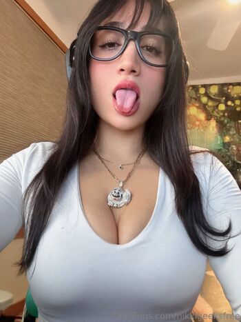 Nikki Geeks Fre / nikkigeeksfree nude photo #8