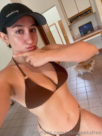 Nikki Geeks Fre / nikkigeeksfree nude photo #10