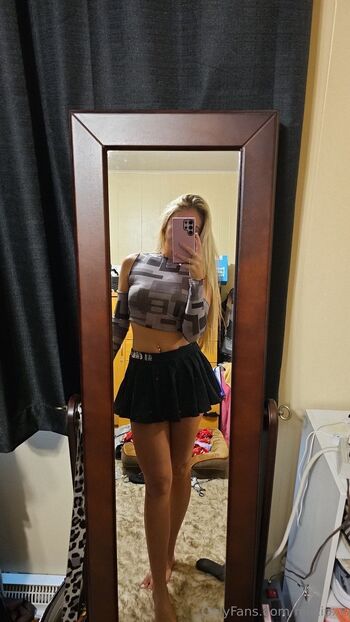 Nikki / nikkipxx nude photo #7