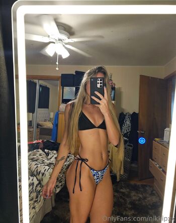 Nikki / nikkipxx nude photo #36
