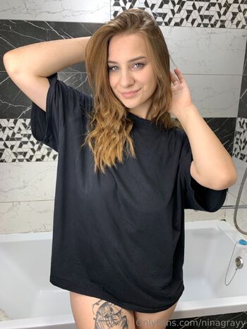 Nina Gray / ninagrayy nude photo #23