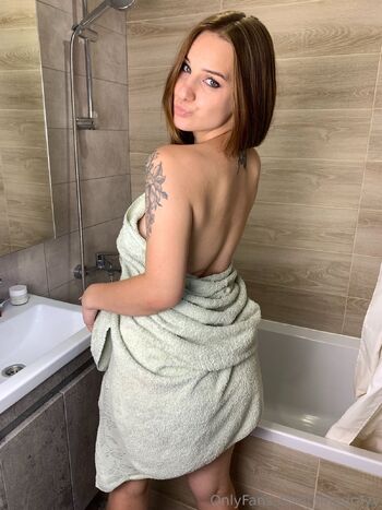 Nina Gray / ninagrayy nude photo #27