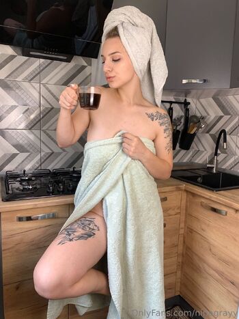 Nina Gray / ninagrayy nude photo #31