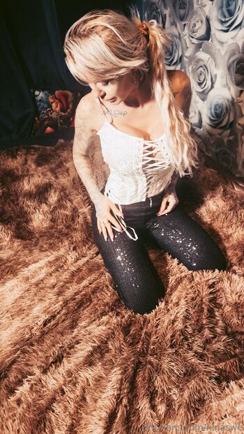 NiNaSwedenFre / ninaswe / ninasweden1 nude photo #11