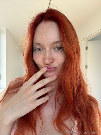 Nin / nininini nude photo #1