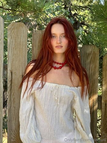 Nin / nininini nude photo #17