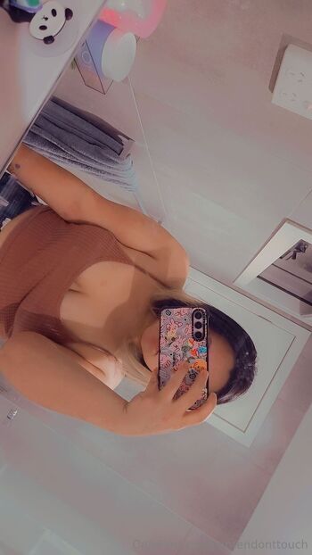 Nintendon / nintendonttouch nude photo #3