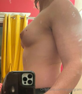 Daily Nipplegra / nipplegram nude photo #13