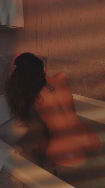 Niykee Cruz SIZE QUEEN / niykeecruz nude photo #14