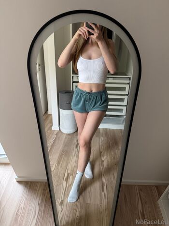 NoFaceLou / no.face.lou / lou.socks nude photo #15