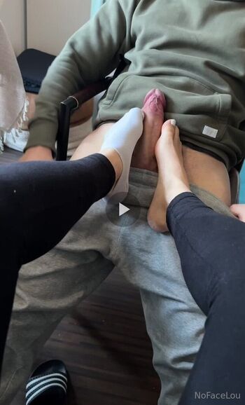 NoFaceLou / no.face.lou / lou.socks nude photo #19