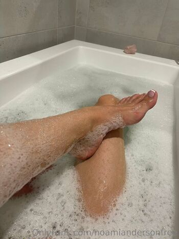 Naomi Anderso / noamiandersonfree nude photo #21