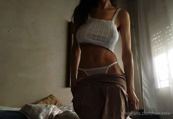 Noe.zet / noe.zeta nude photo #31