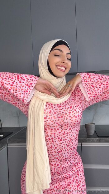 Noemy / noemy_love nude photo #1