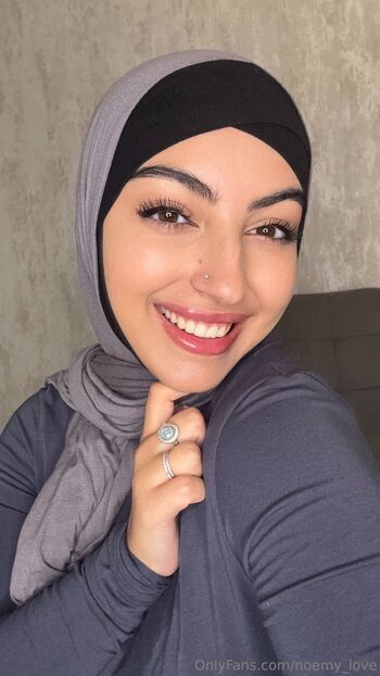 Noemy / noemy_love nude photo #11