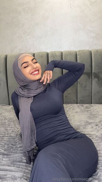 Noemy / noemy_love nude photo #12