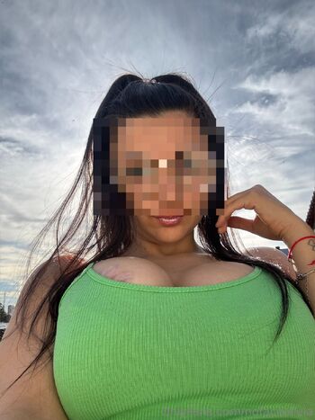 OnlyFans / nofaceolivia nude photo #8