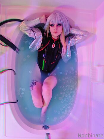 M Blackbur / nonbinate nude photo #7