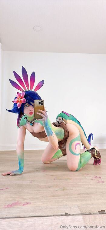 Nora Faw / norafawn nude photo #25