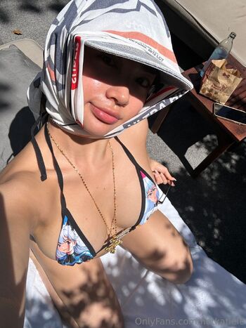 Kati / notkatiele nude photo #25