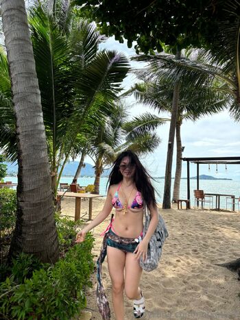 Kati / notkatiele nude photo #26