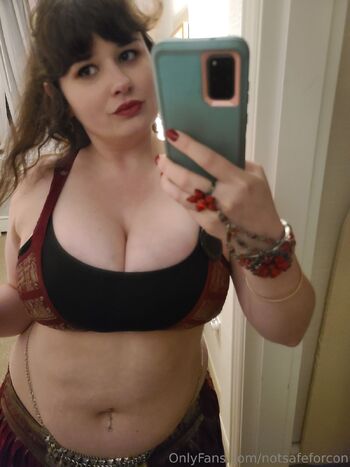 Notsafeforco / notsafeforcon nude photo #22