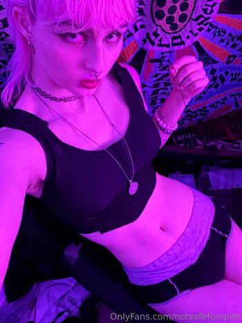 SPITE CHILLIN / notsafeforspite nude photo #27