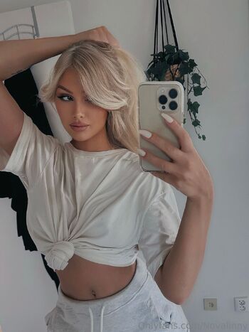 Nova Linn / novalinny nude photo #12