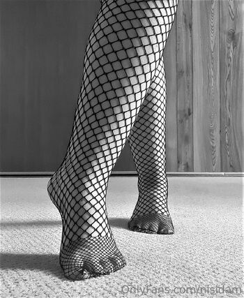 nsjohnson nude photo #8