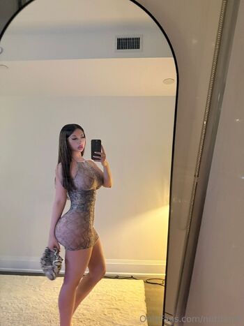 Anni / nuttianni nude photo #4