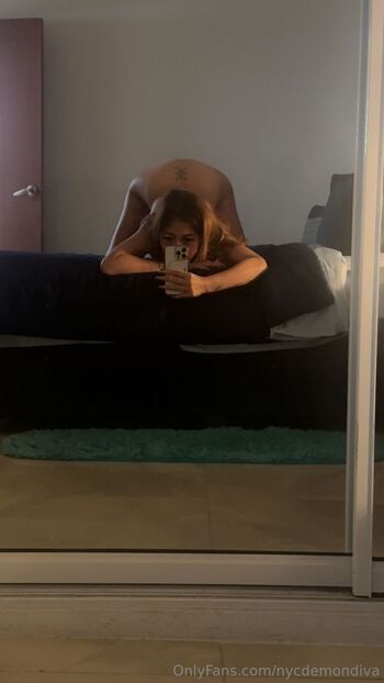 Diva Incarnat / nycdemondiva nude photo #6