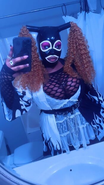 Nymph / nymphenchantress nude photo #26